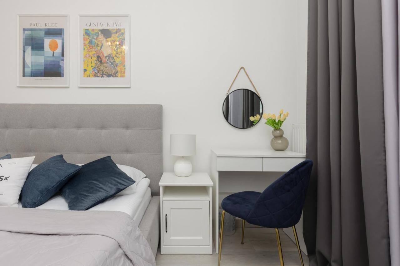 Cozy Apartment With Parking Bakalarska By Noclegi Renters Warszawa Eksteriør bilde