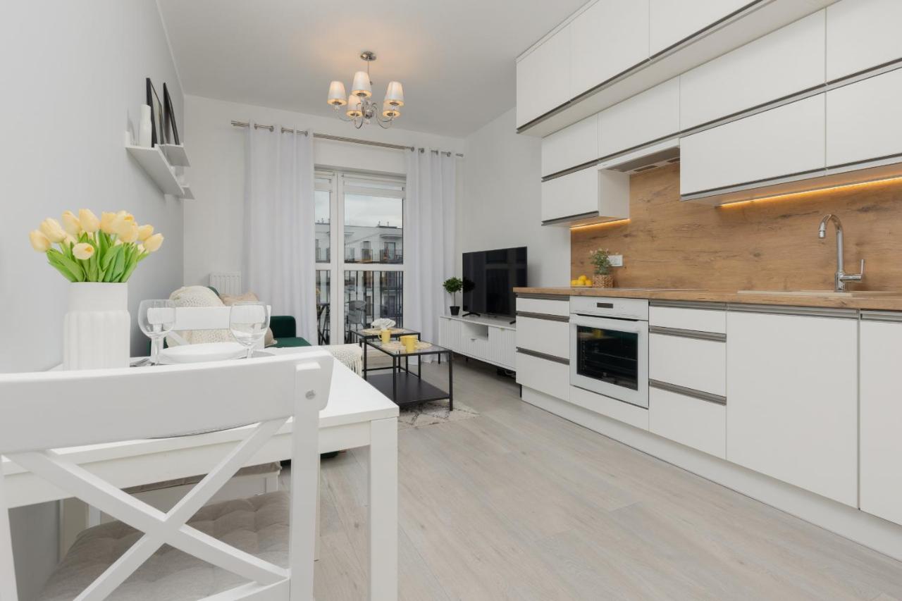 Cozy Apartment With Parking Bakalarska By Noclegi Renters Warszawa Eksteriør bilde